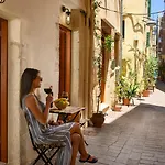 Penny's Old Town Chania (Crete)