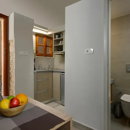 Pennys House - 2 Separate Appartement La Canée