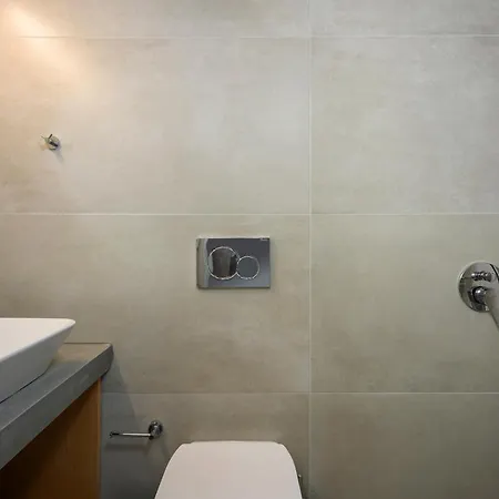 Pennys House - 2 Separate Apartment